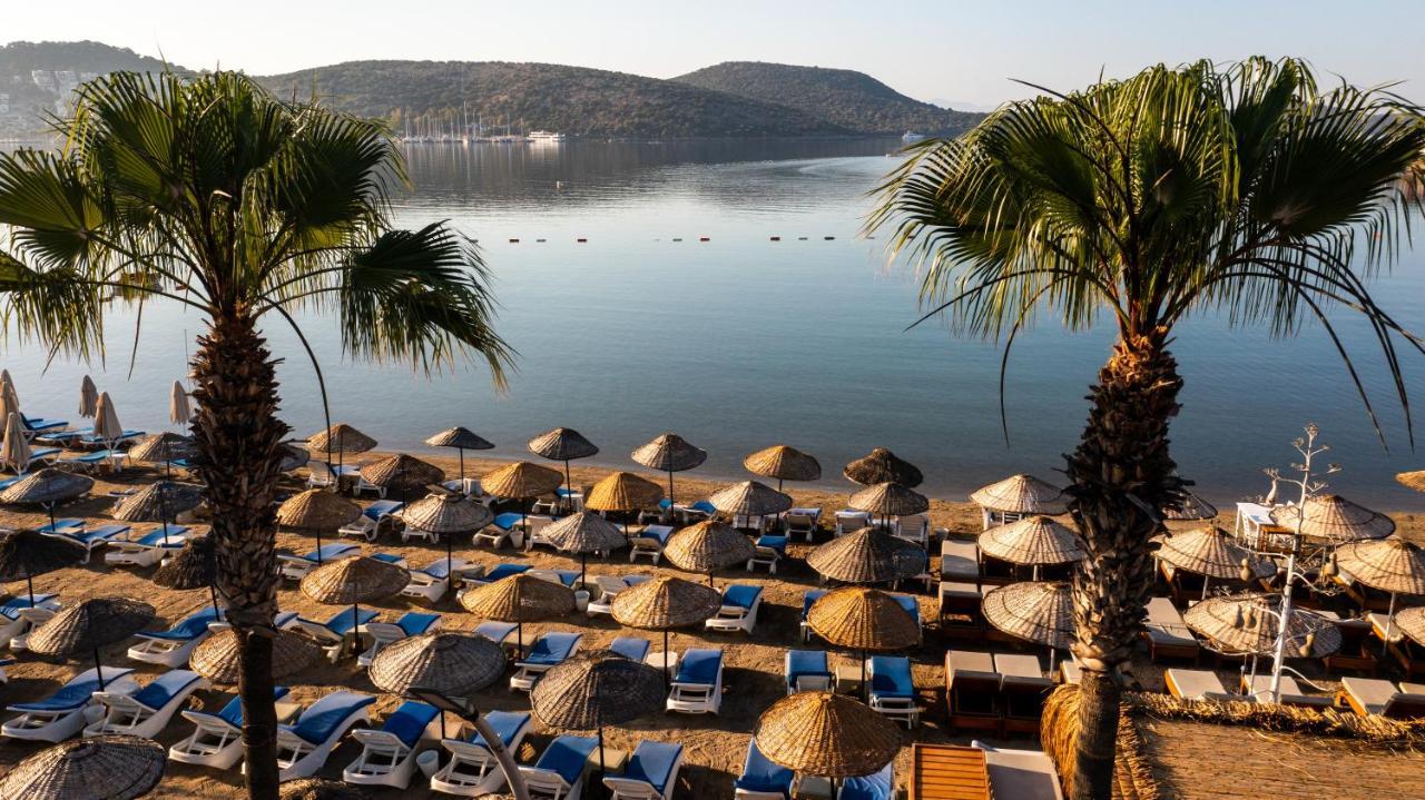 Costa Bitezhan Hotel Exterior foto