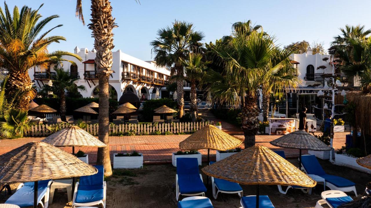 Costa Bitezhan Hotel Exterior foto